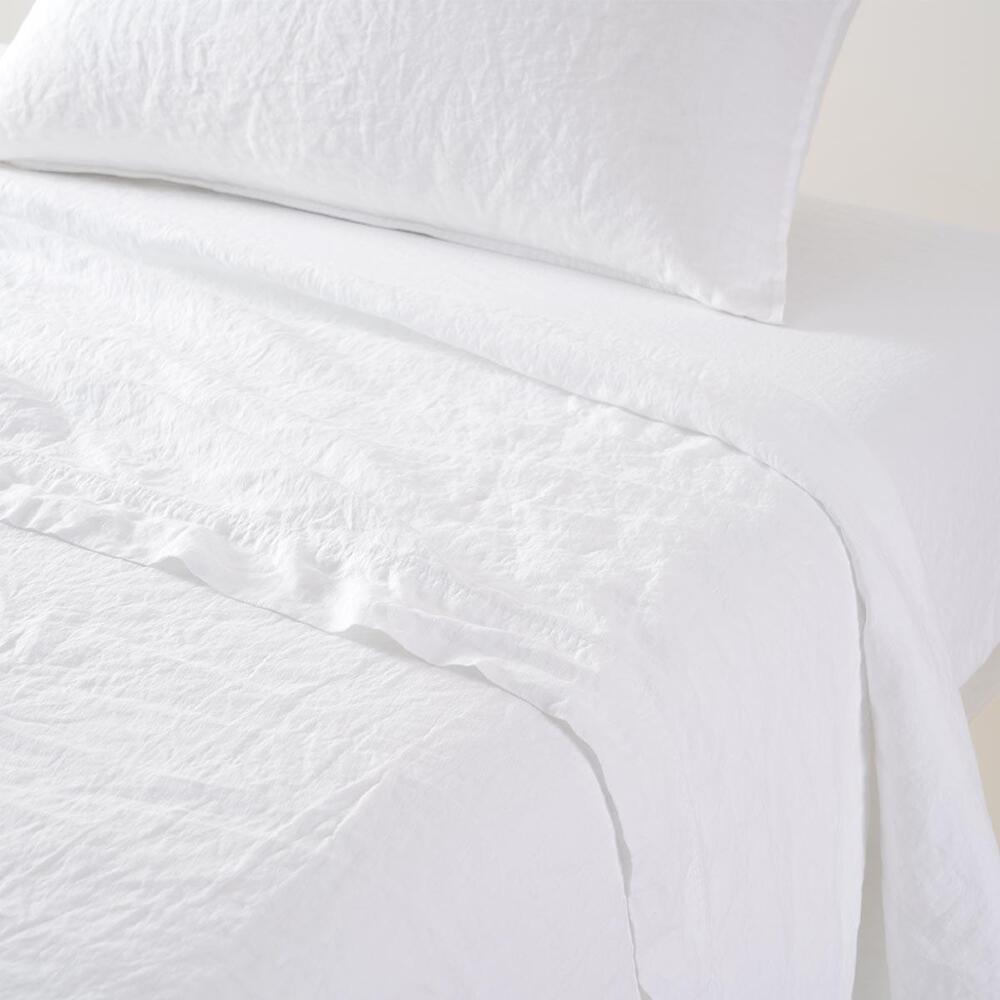 Originel Bed Collection by Yves Delorme