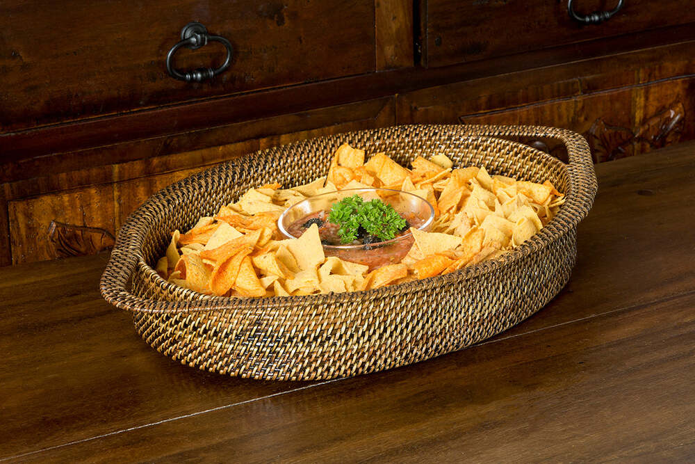Oval Chip & Dip Dish includes Glass 16 Oz by Calaisio 1