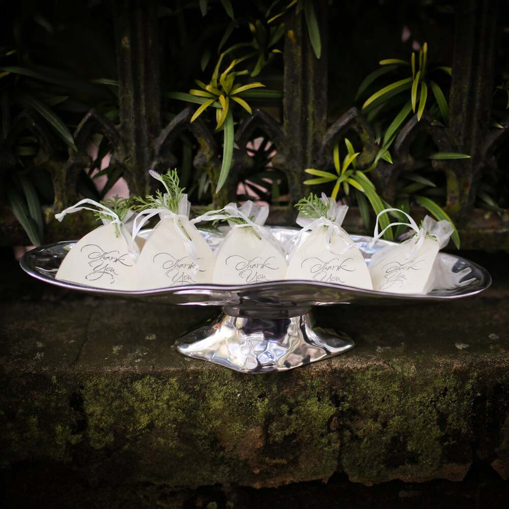 Pedestal Soho Small Oval Cracker Tray by Beatriz Ball 4