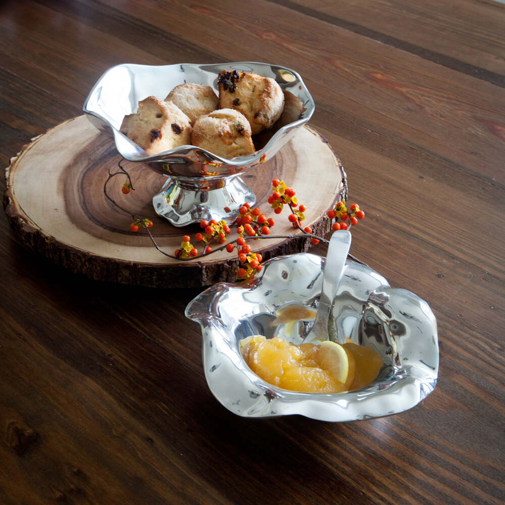 Pedestal Vento Alex Medium Bowl by Beatriz Ball 3