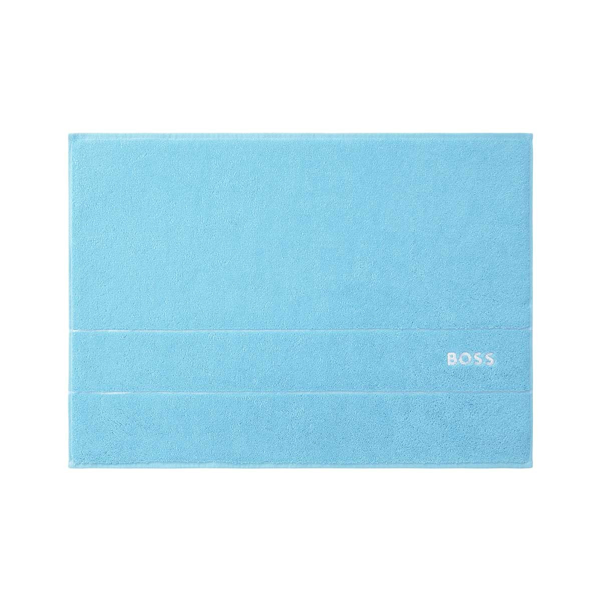 Plain Bath Towels by Yves Delorme 9