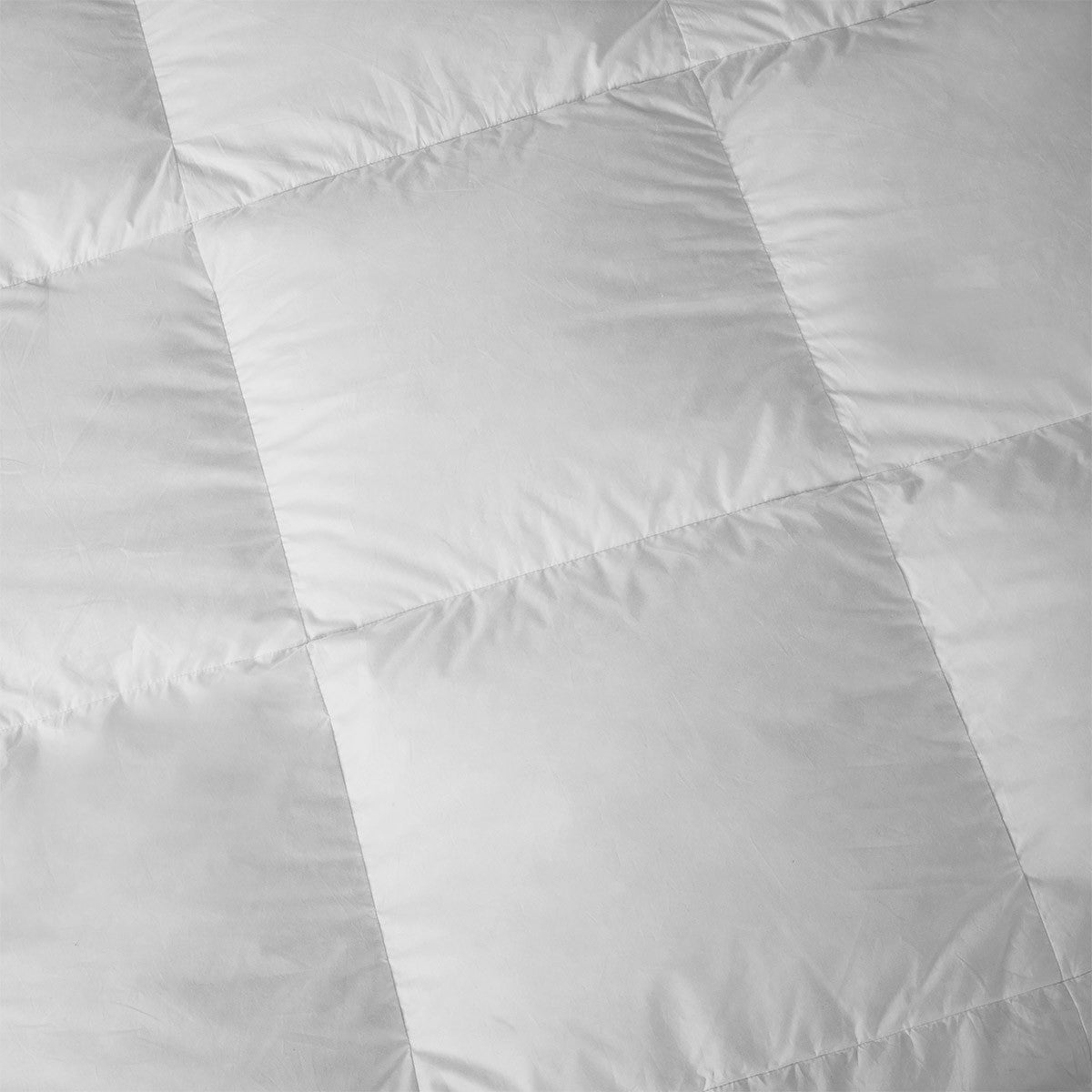 Prestige Spring Comforter by Yves Delorme 1