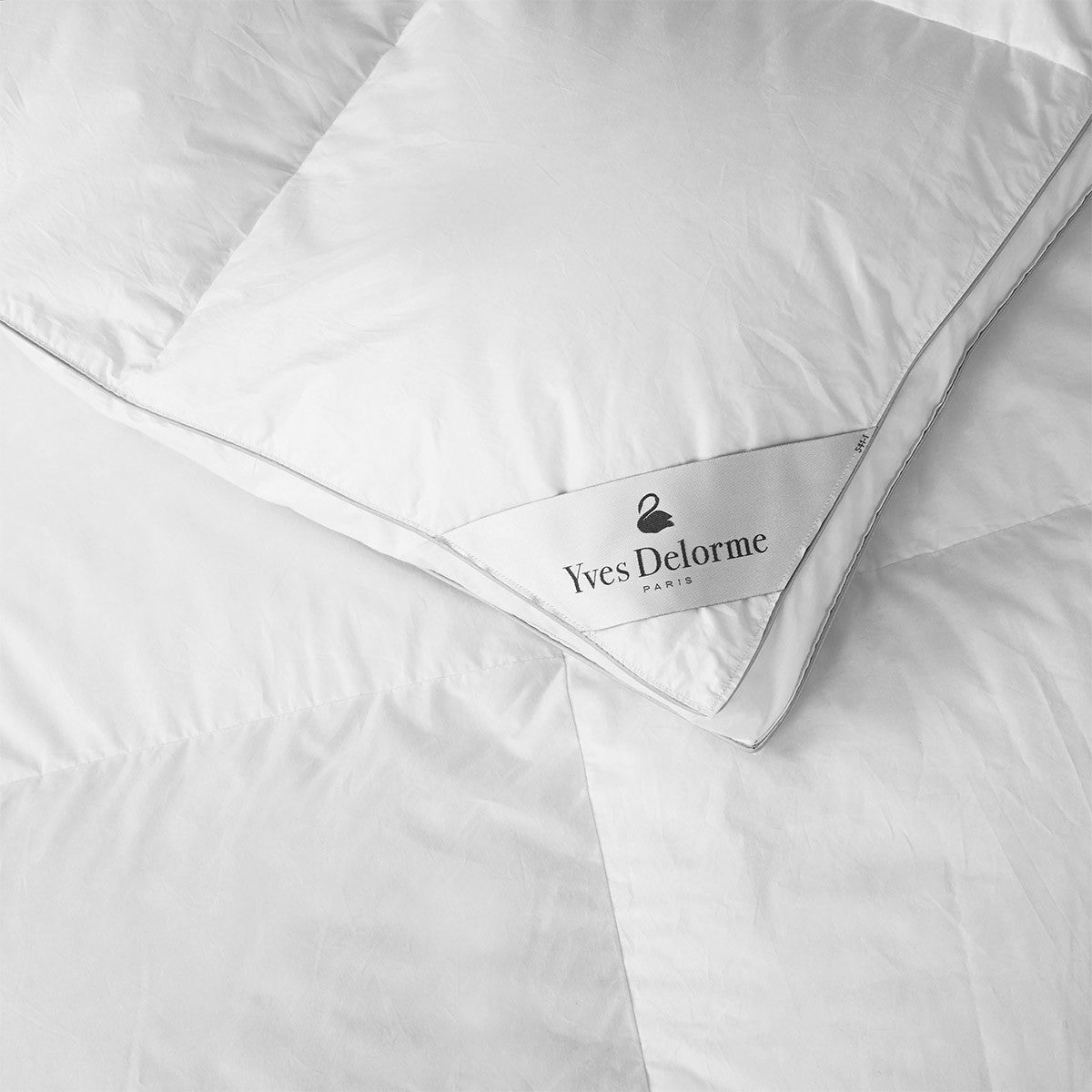 Prestige Winter Comforter by Yves Delorme 3