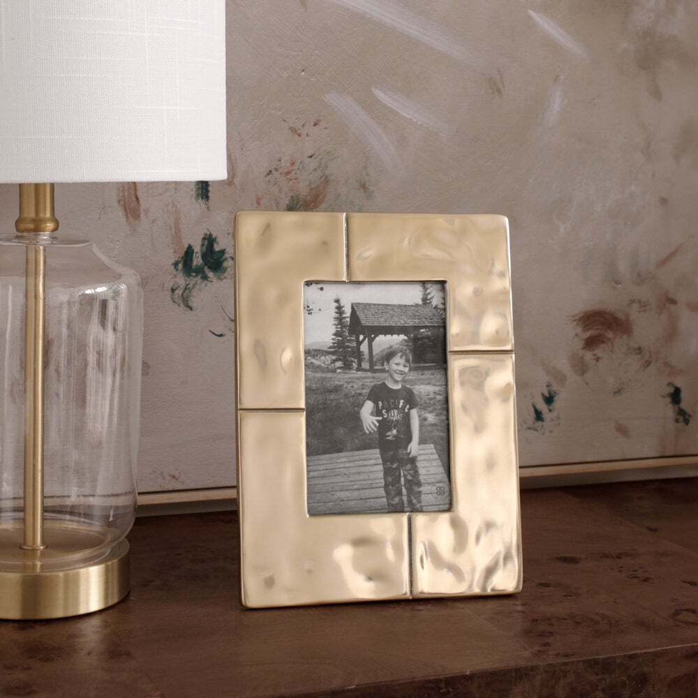 Sierra Modern Asimetric 4" x 6" Vertical Frame by Beatriz Ball