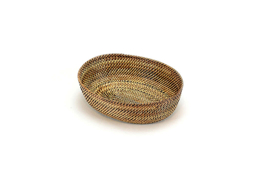 Small Oval Basket by Calaisio