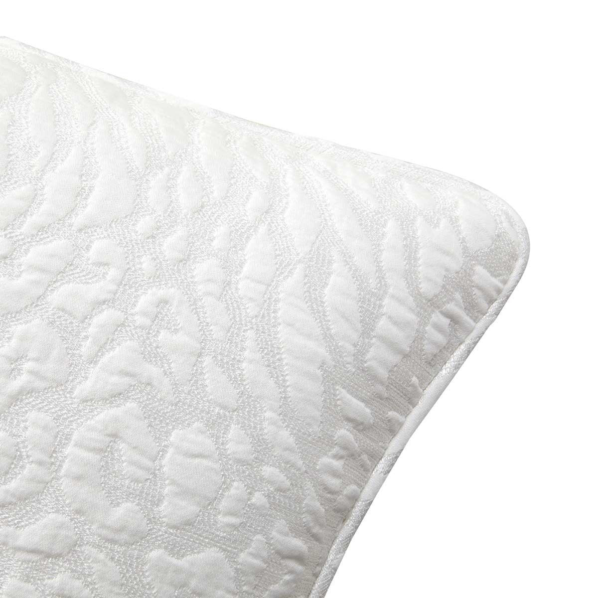 Souvenir Decorative Pillow by Yves Delorme 8