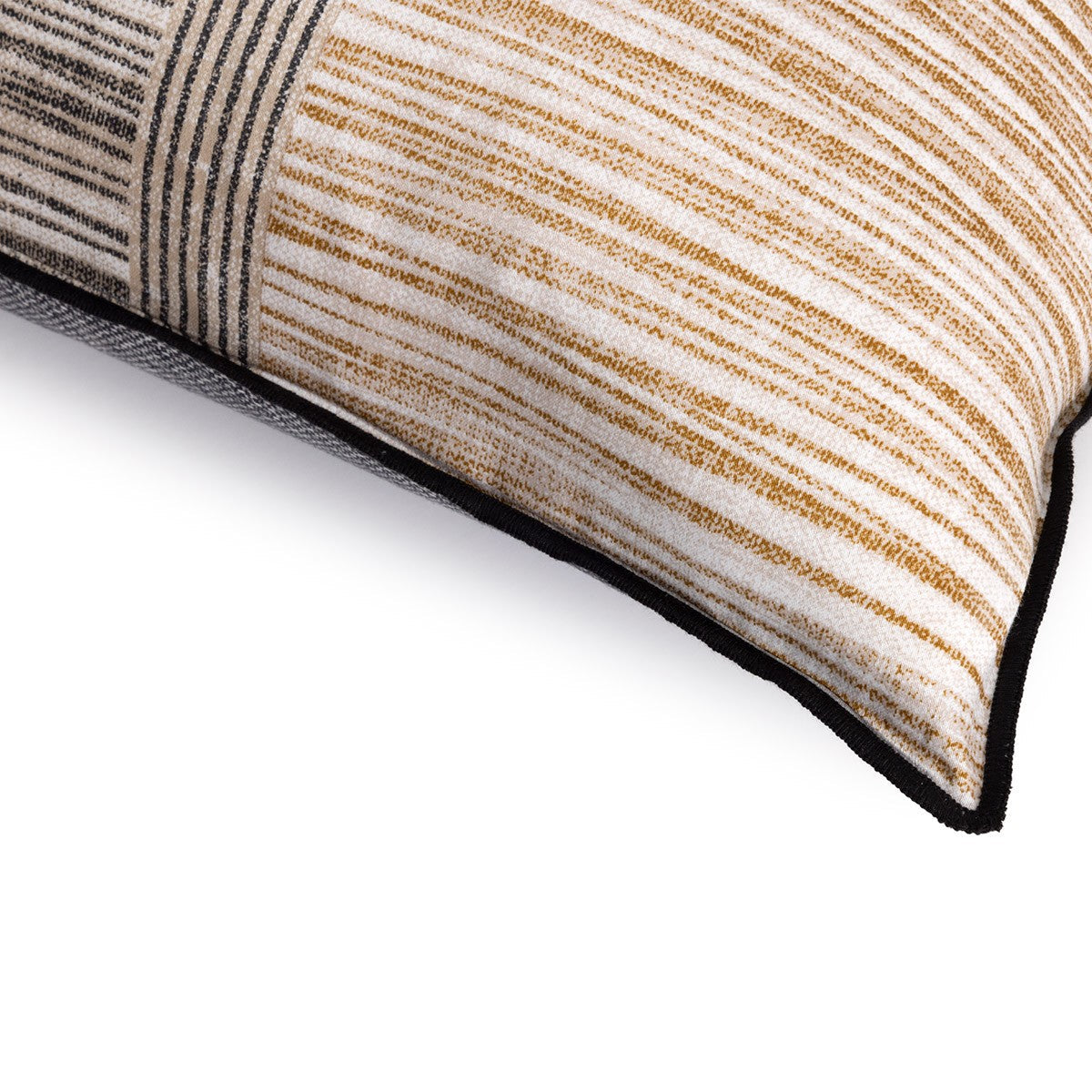 Taman Bed Collections by Yves Delorme 13
