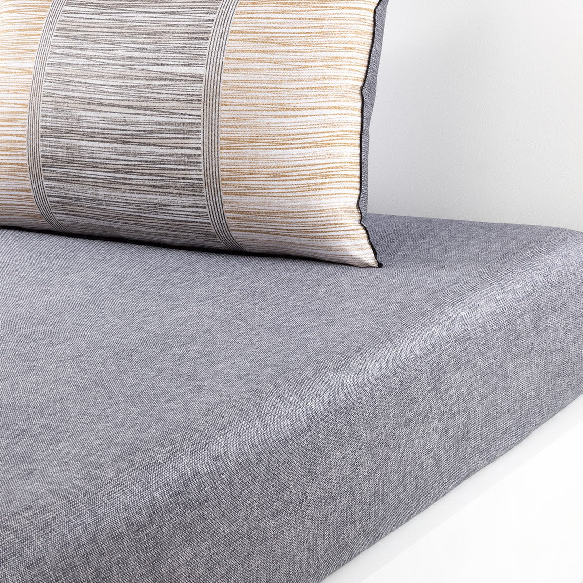 Taman Bed Collections by Yves Delorme 5