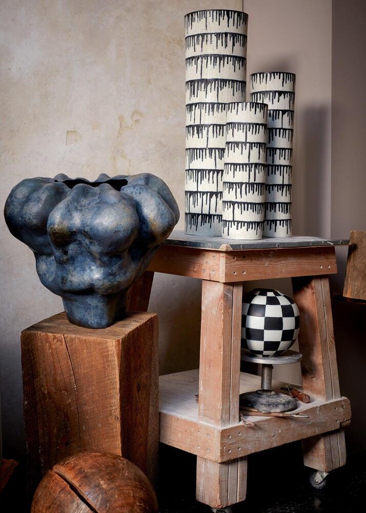 Tokasu Vase by L'Objet 11
