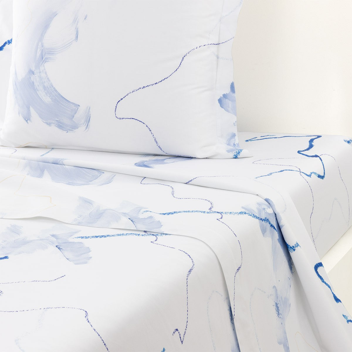Ulysse Bed Collections by Yves Delorme 5