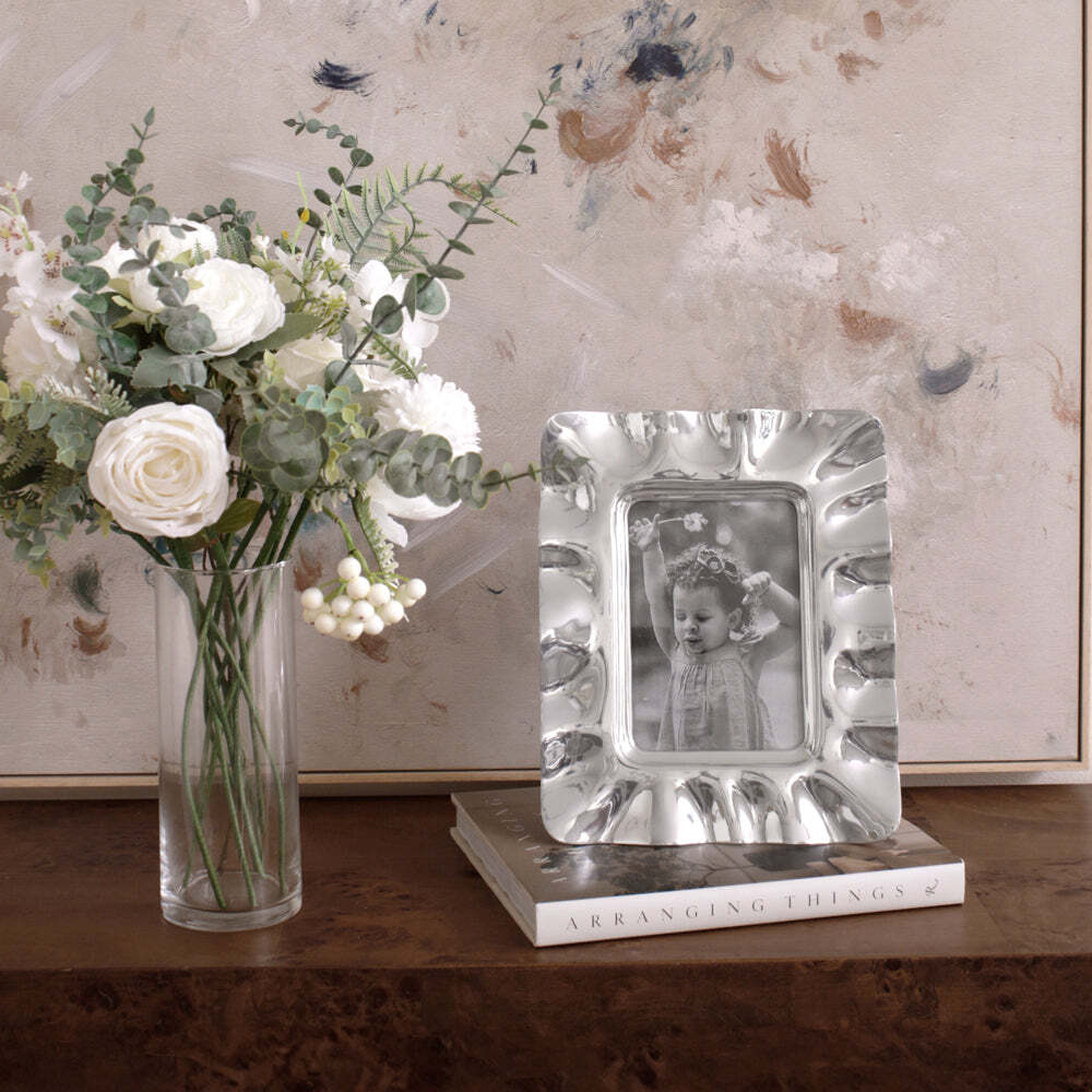 Vento 5" x 7" Frame by Beatriz Ball 2