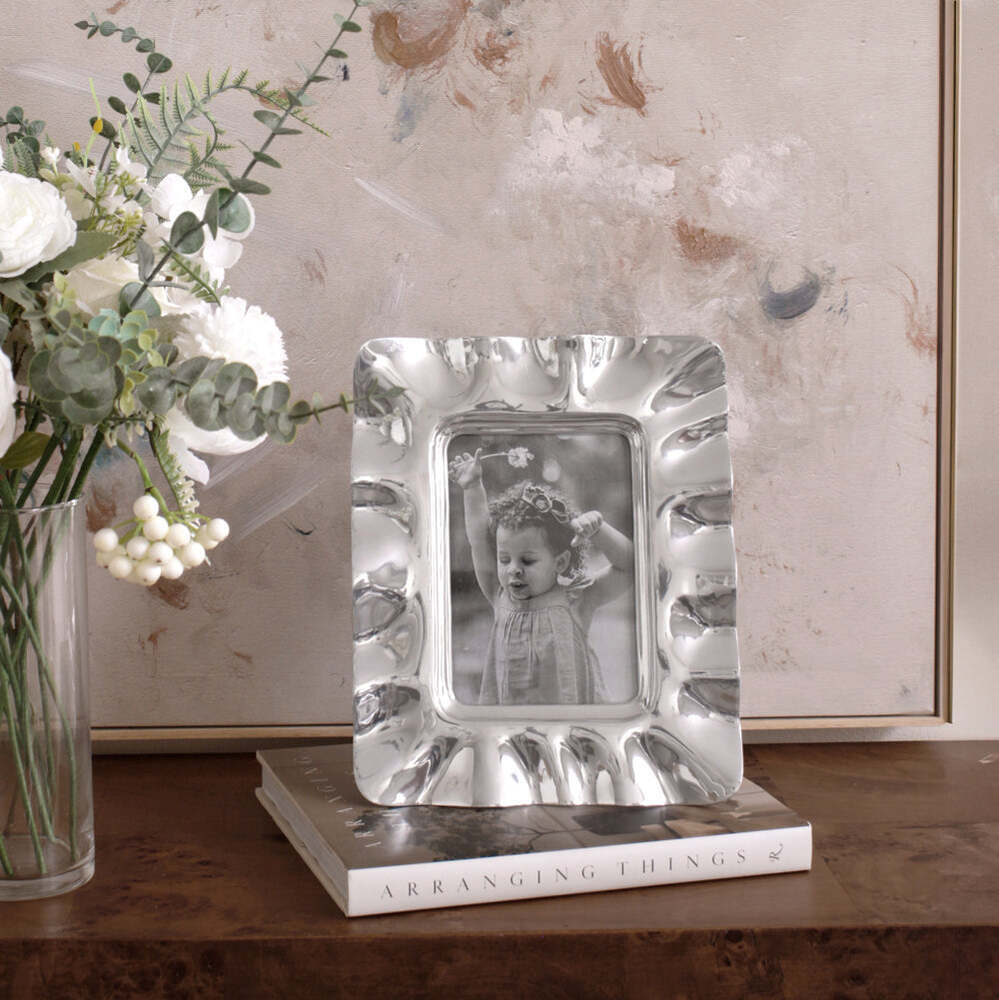 Vento 5" x 7" Frame by Beatriz Ball
