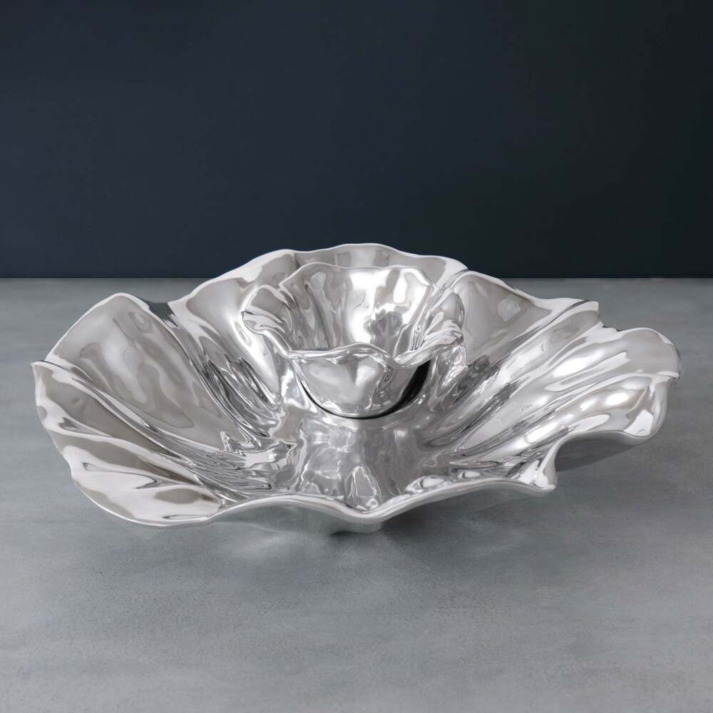 Vento Bloom Chip & Dip Bowl by Beatriz Ball