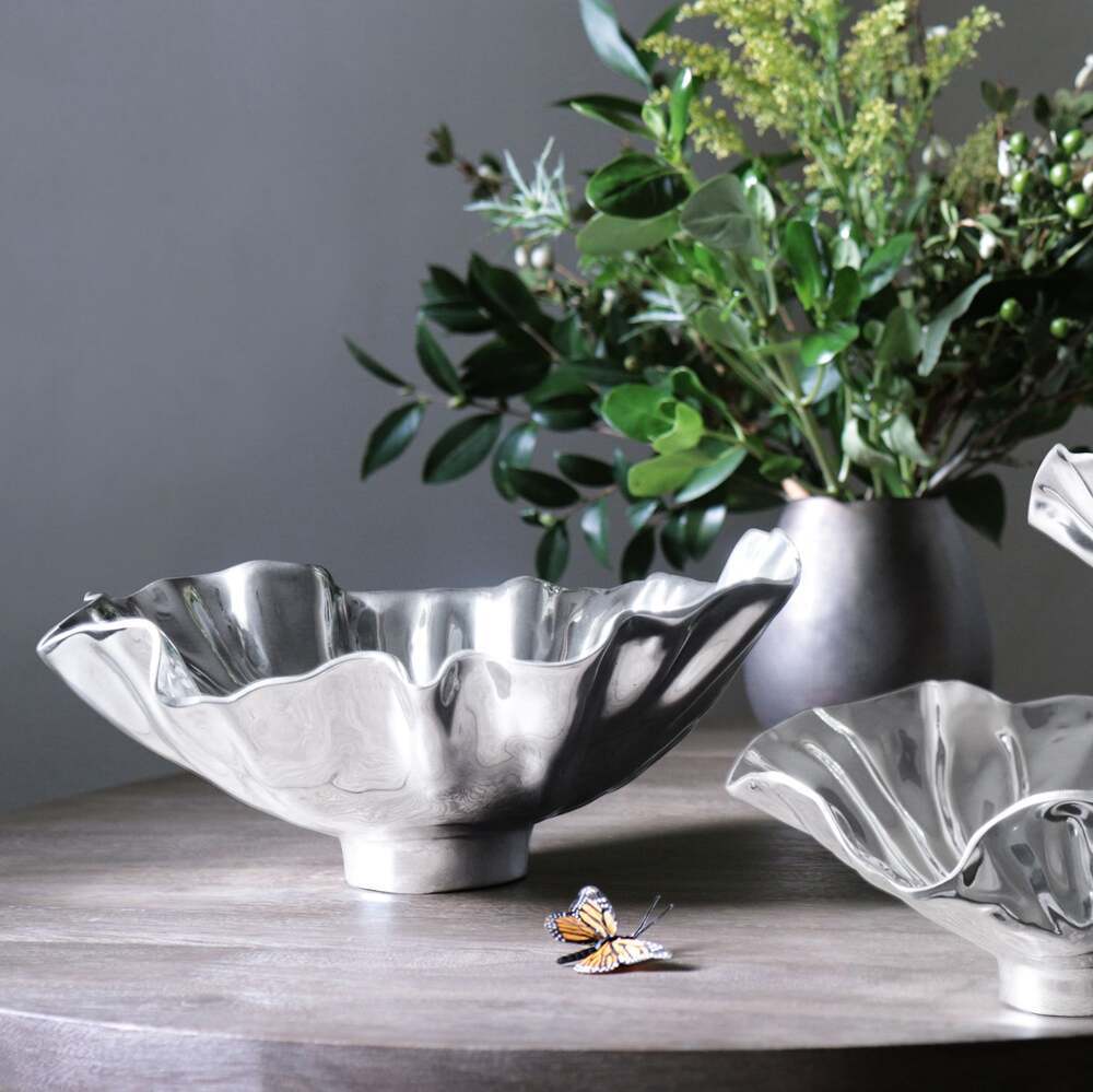 Vento Bloom Medium Bowl by Beatriz Ball 4