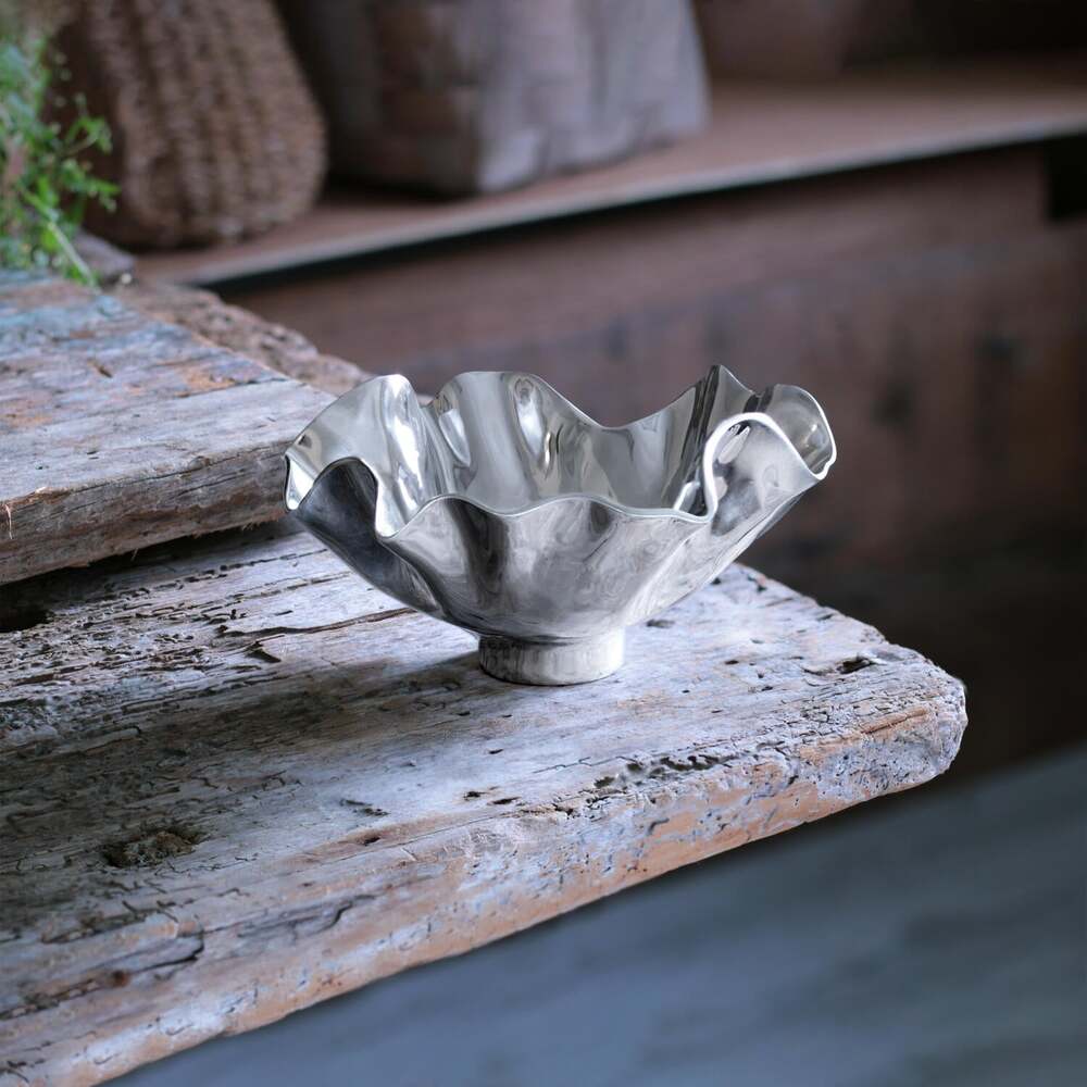 Vento Bloom Small Deep Bowl by Beatriz Ball 2