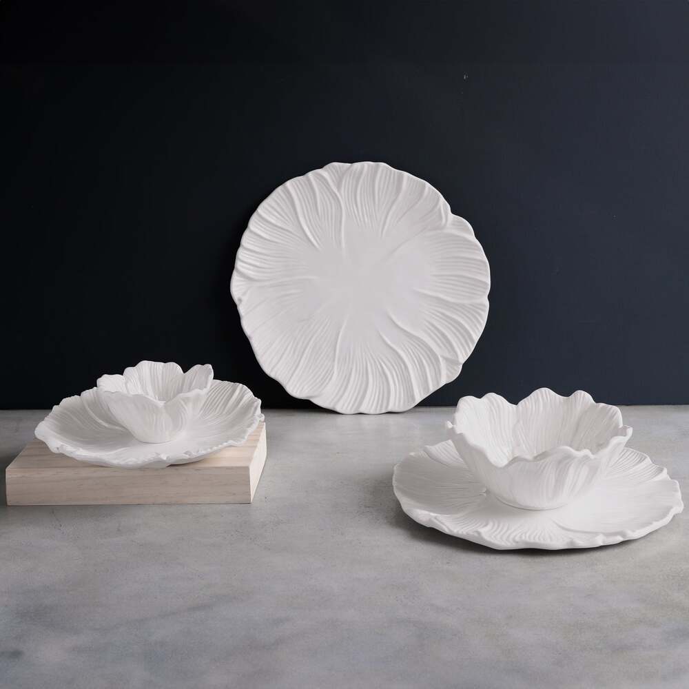 Vida Lettuce 13" Charger Set of 4 - White by Beatriz Ball 2