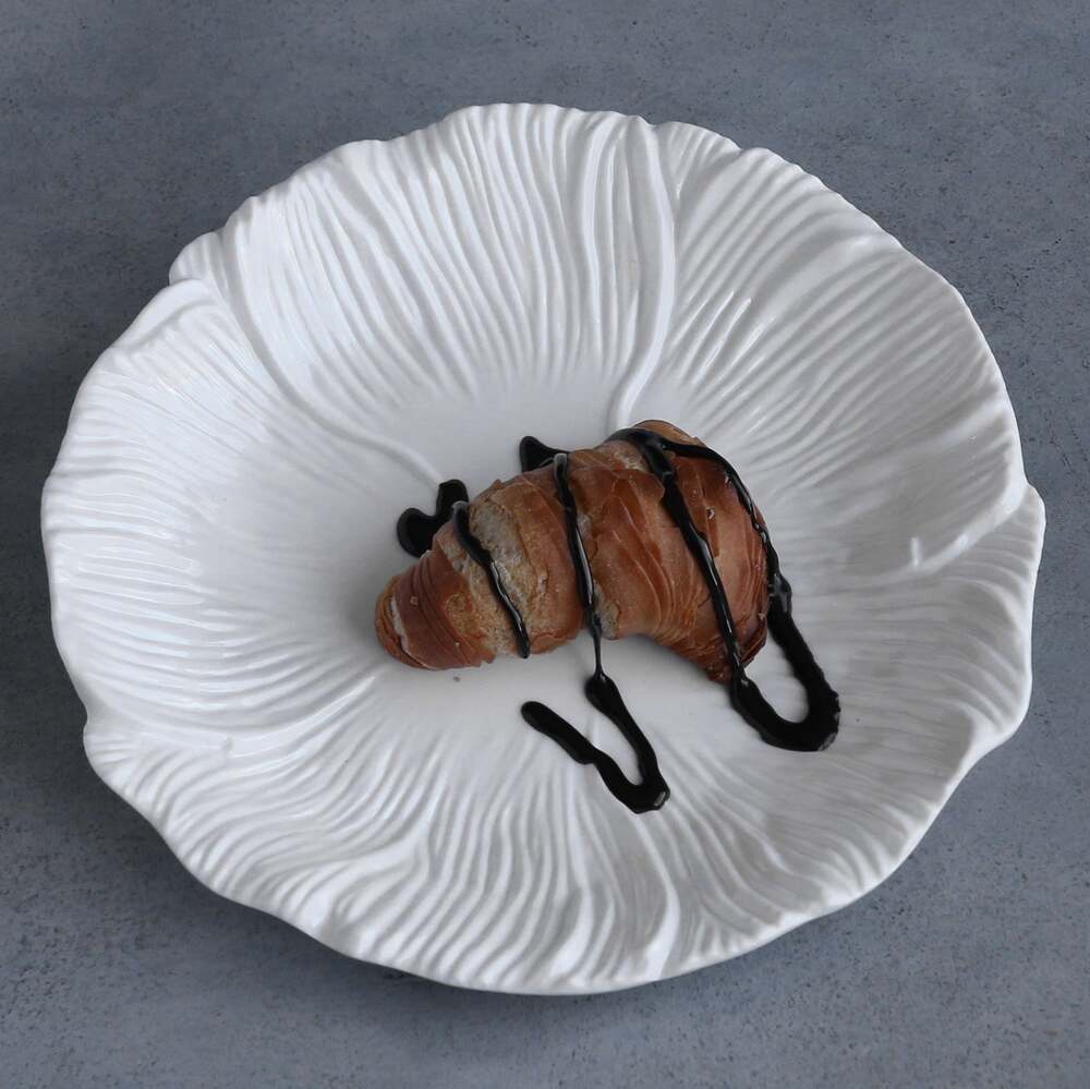 Vida Lettuce 9" Salad Plate Set of 4 - White by Beatriz Ball 1