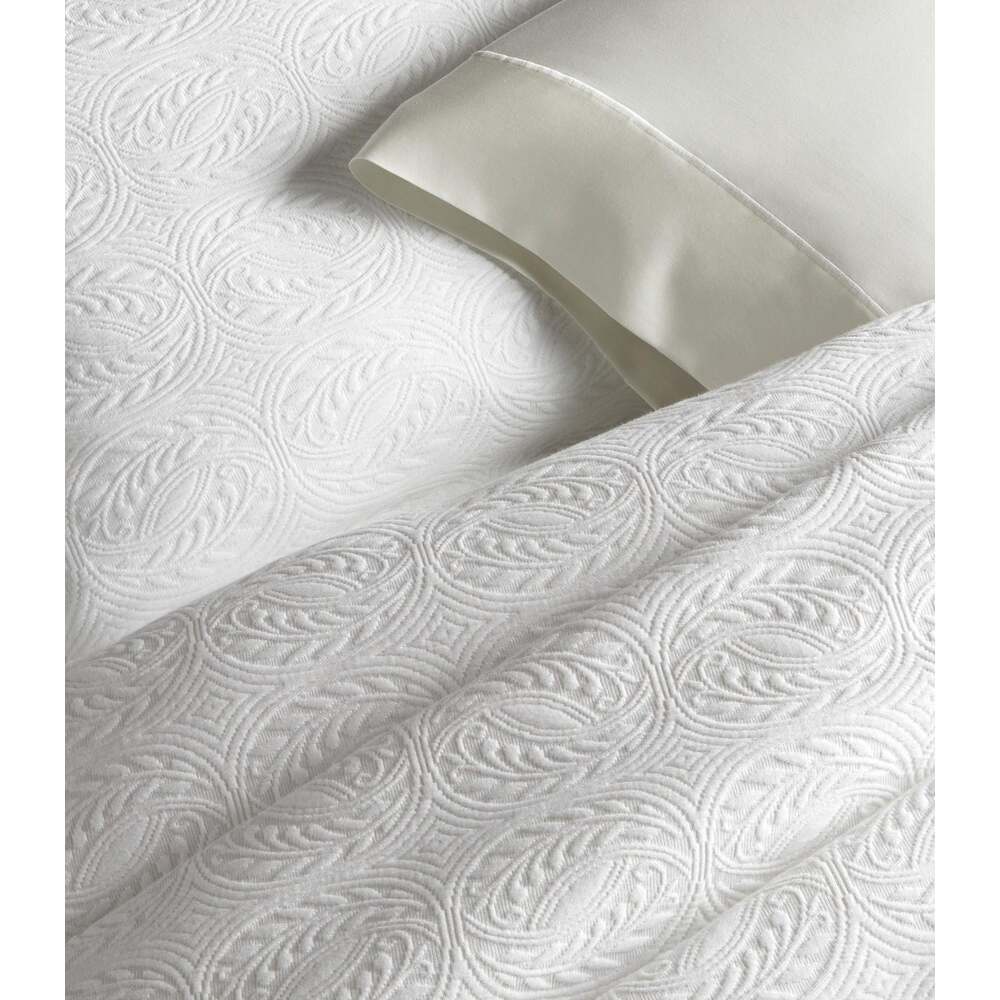 Vienna Matelasse Coverlet by Peacock Alley 1