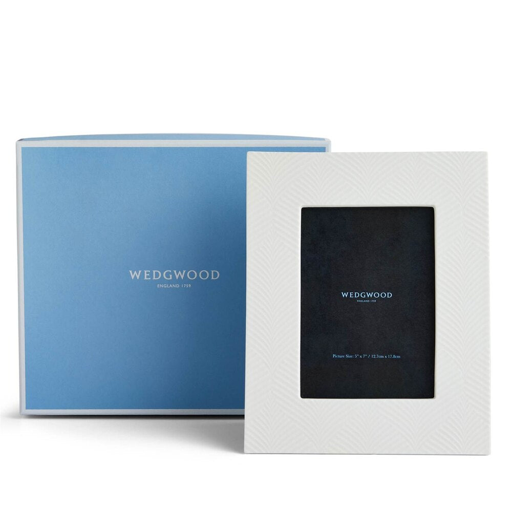 White Folia Photo Frame (Photo: 5X7Inch) by Wedgwood Additional Image - 3