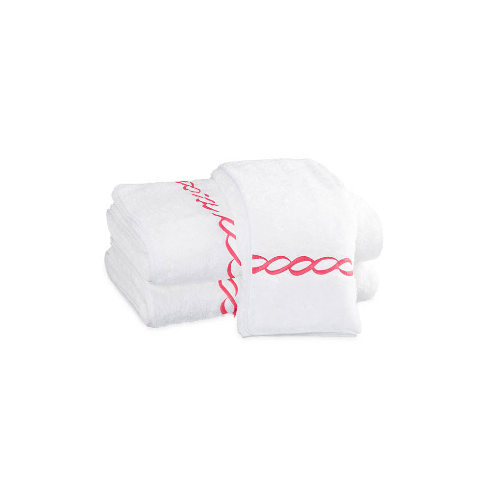 Classic Chain Spring Green Luxury Towels by Matouk