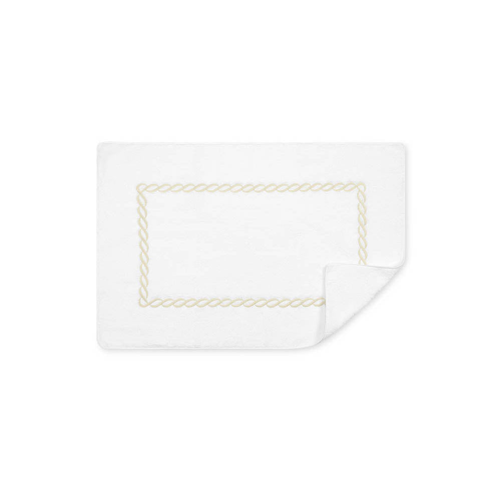 Classic Chain Spring Green Luxury Towels by Matouk