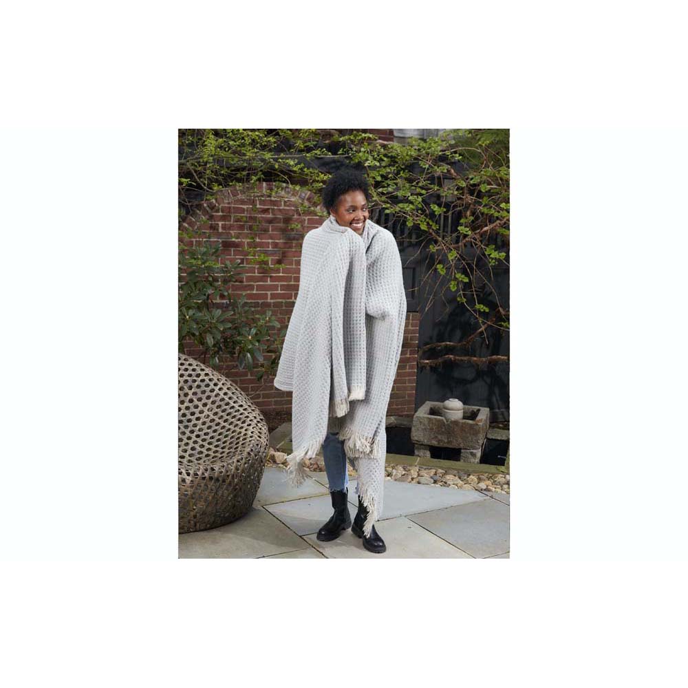 Cleo Oversized Throw By Matouk Additional Image 1
