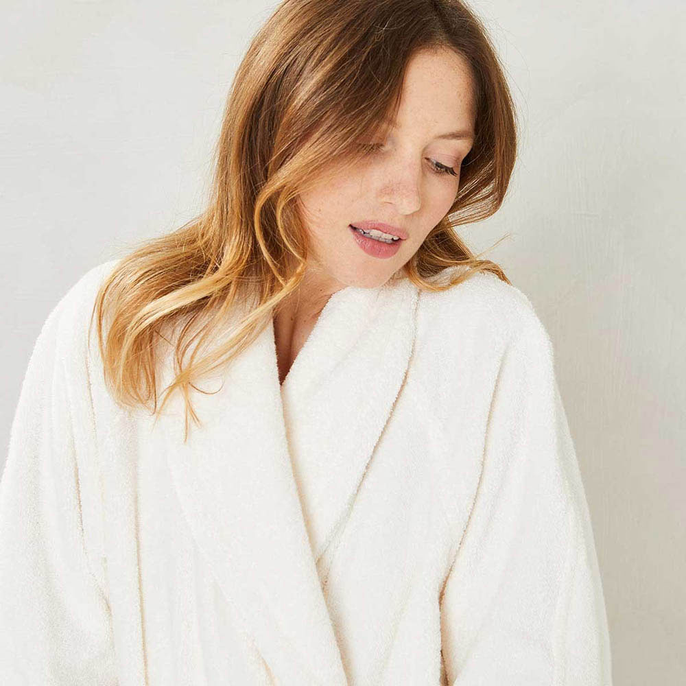 Etoile Bath Robes and Slippers by Yves Delorme Additional Image - 29