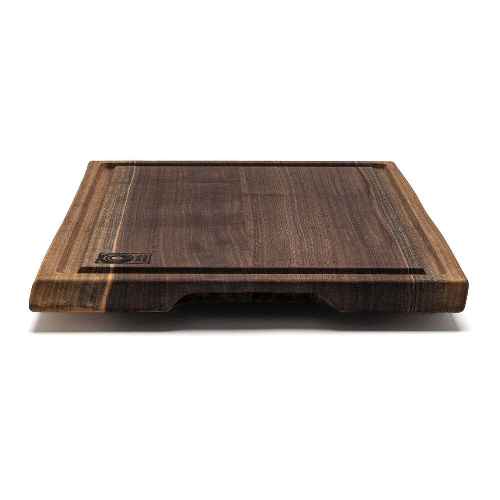Live Edge Medium Wood Carving Board Walnut by Andrew Pearce Additional Image - 2