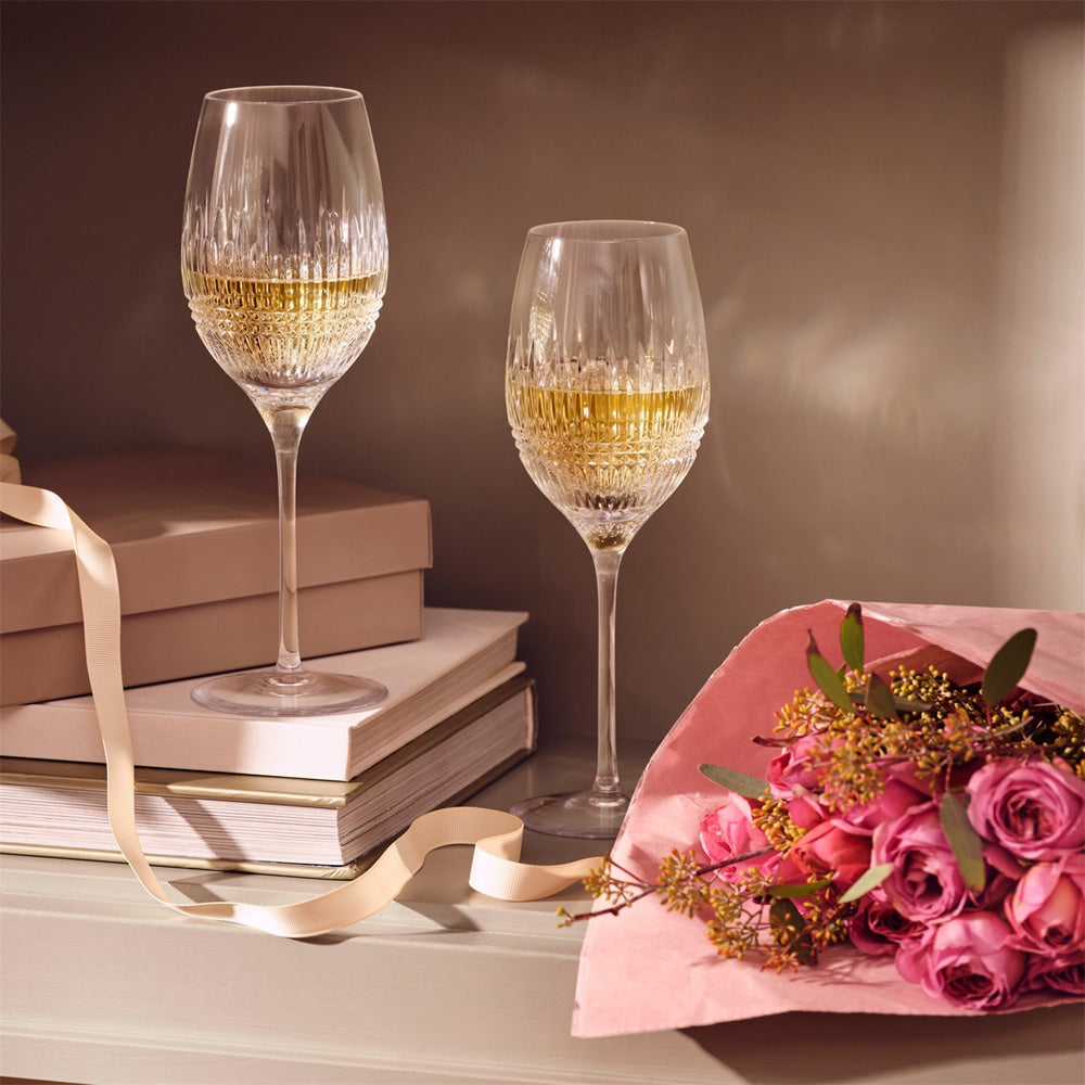 Lismore Diamond Essence White Wine Glass Medium 15.5oz Set of 2 by Waterford Additional Image 8