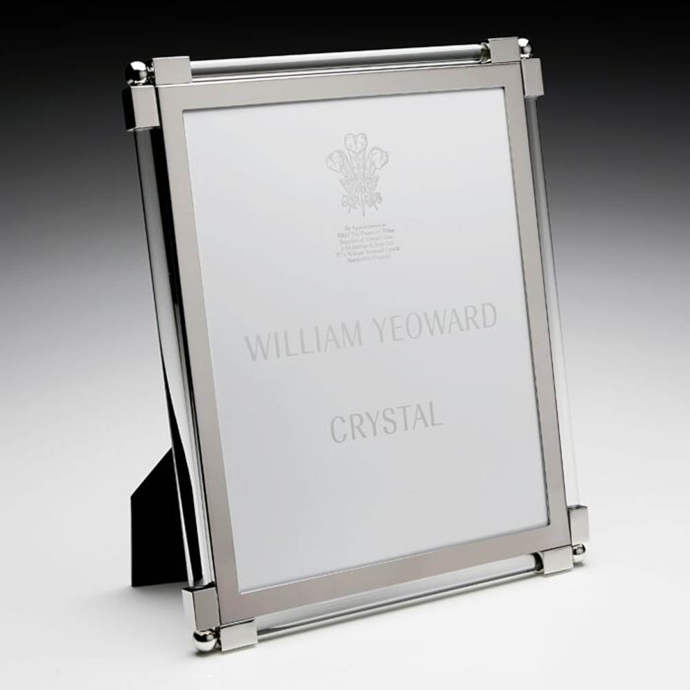 New Classic Clear 8" x 10" Photo Frame by William Yeoward Additional Image - 2