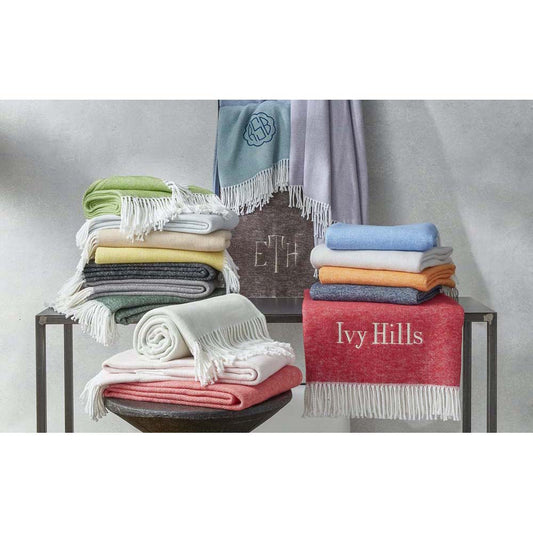 Pezzo Throw By Matouk