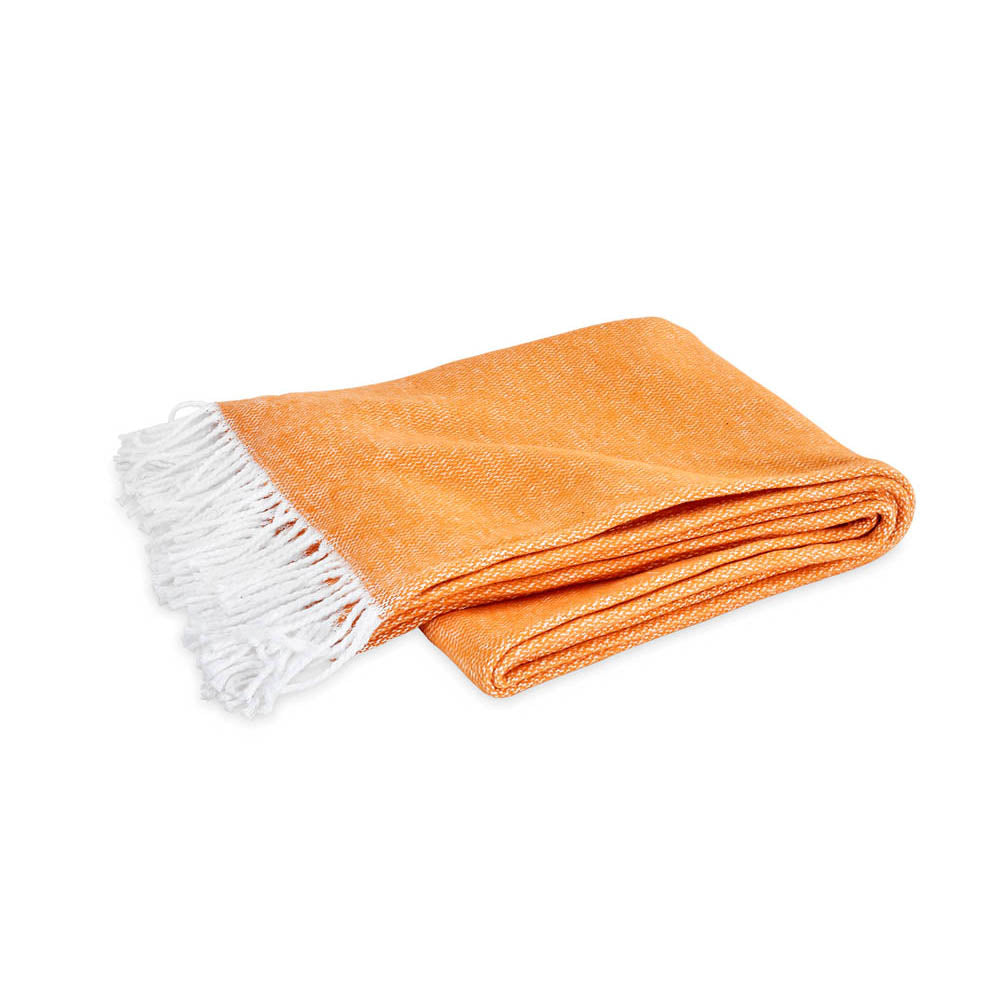 Pezzo Throw by Matouk