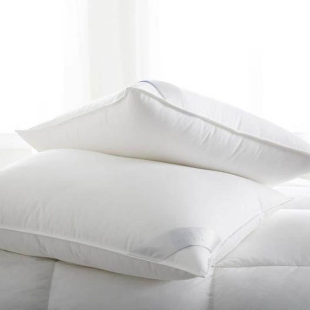 Scandia Home white down pillow and bedding — down comforter and fill power buying guide