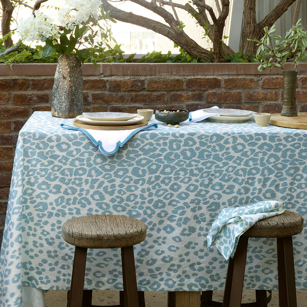 Iconic Leopard Bath & Table