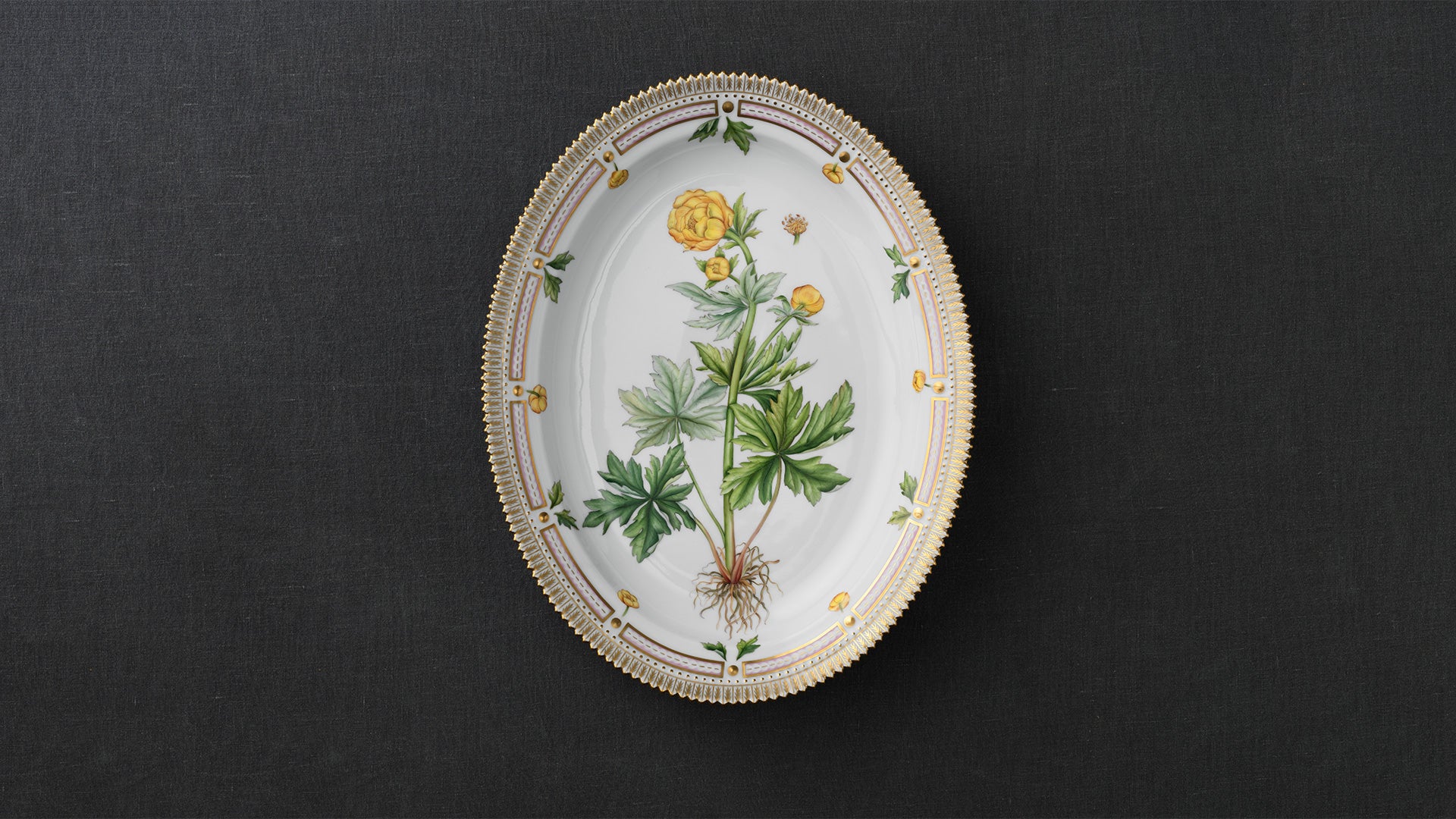 Flora Danica Oval Dish, 37 cm by Royal Copenhagen