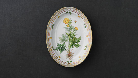 Flora Danica Oval Dish, 37 cm by Royal Copenhagen