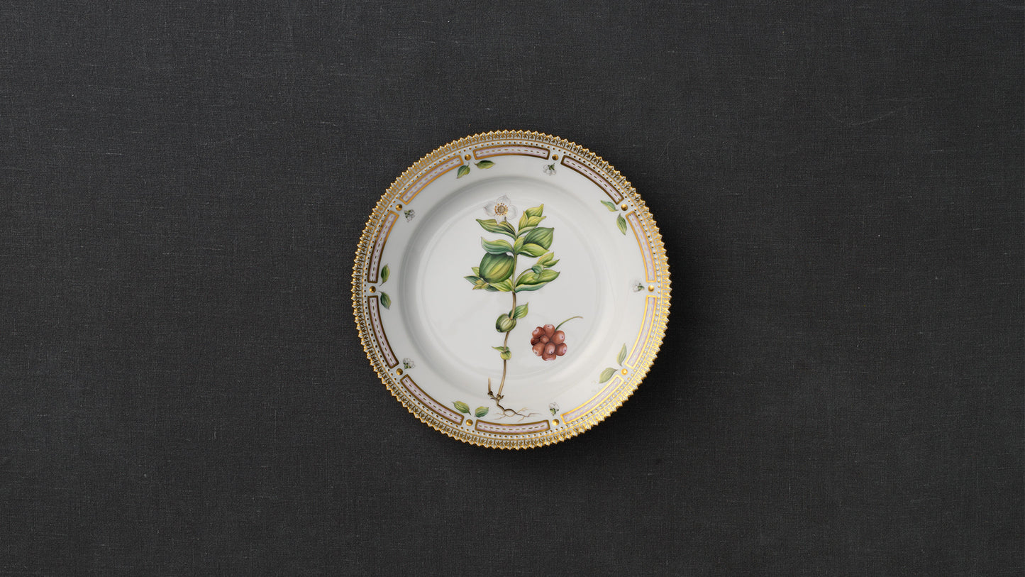Flora Danica Plate, 20 cm by Royal Copenhagen