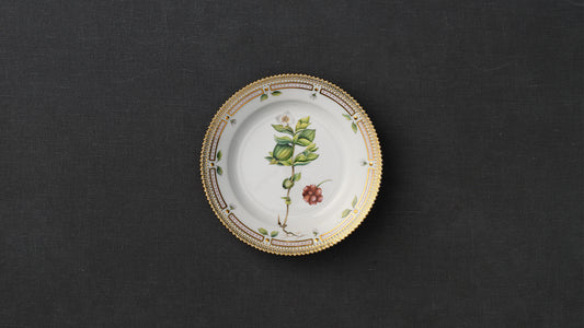 Flora Danica Plate, 20 cm by Royal Copenhagen