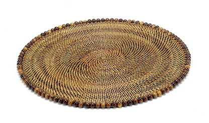 Round Placemat w/Dk Walnut Beads