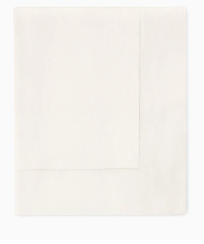 Festival Oyster Tablecloth (66" x 124") by Sferra