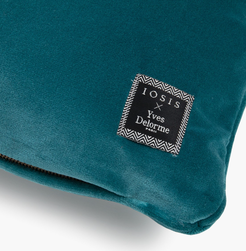 Divan Pillow 18x18 Paon