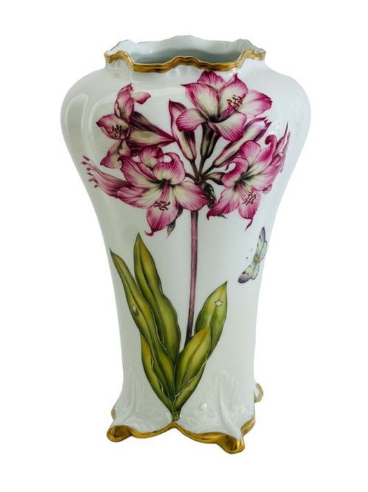 AAW1 - 9" Antique Shaped Vase by Anna Weatherley