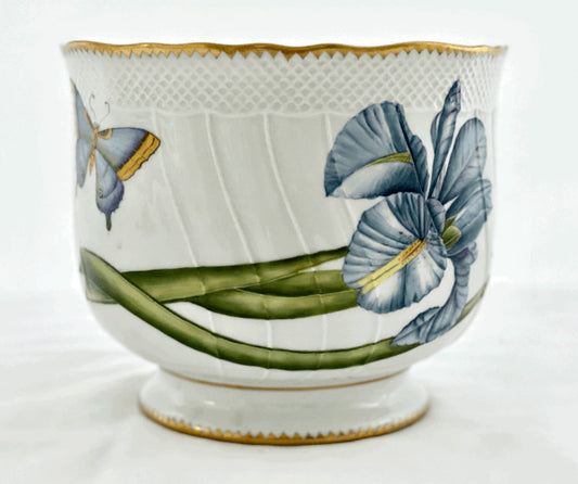 AD60 - Large Round Cachepot/Planter by Anna Weatherley