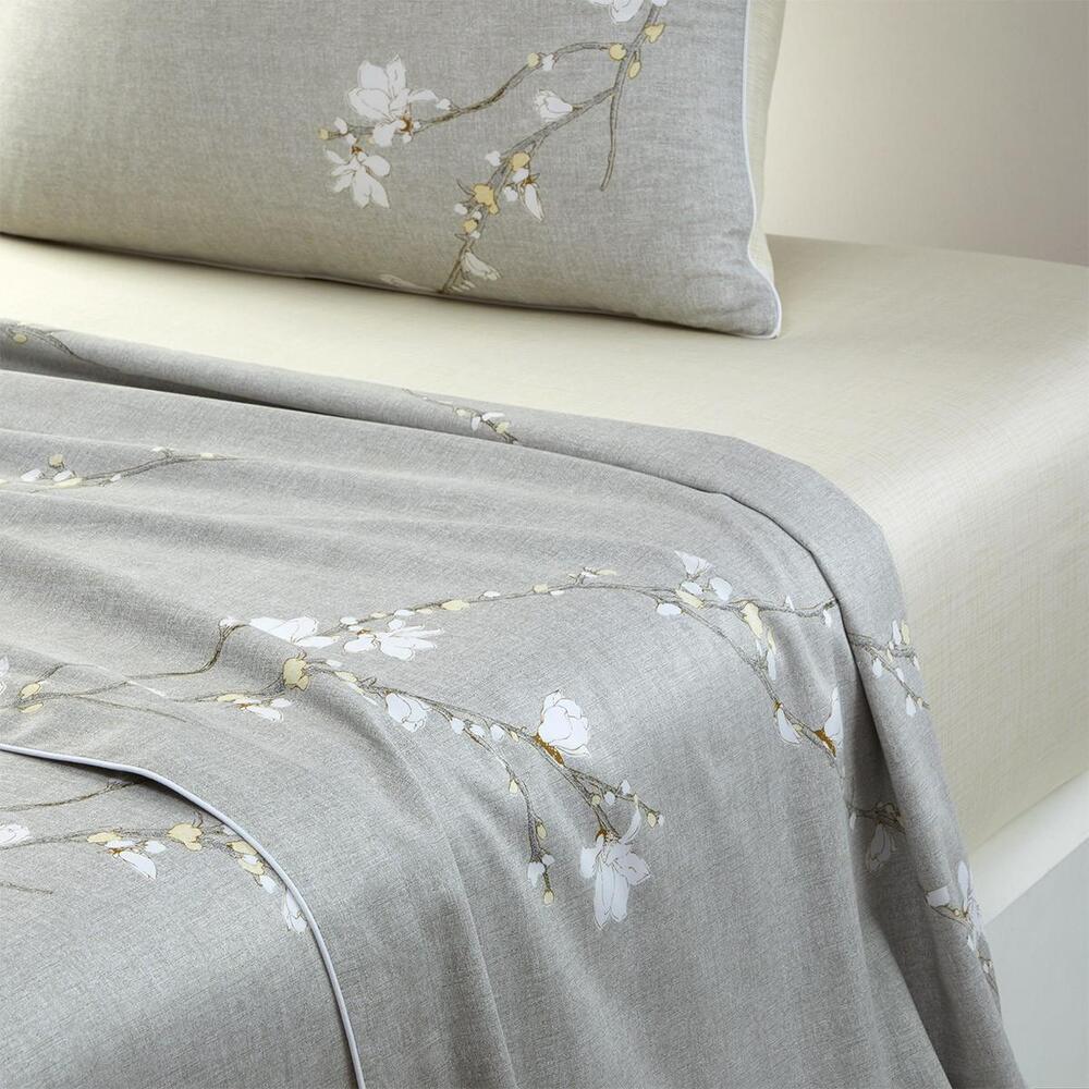 Almond Flowers Bed Collection by Yves Delorme 4