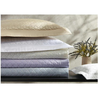 Ava Quilt Pool 2