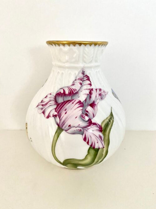 AW174 - Small Bud Vase by Anna Weatherley