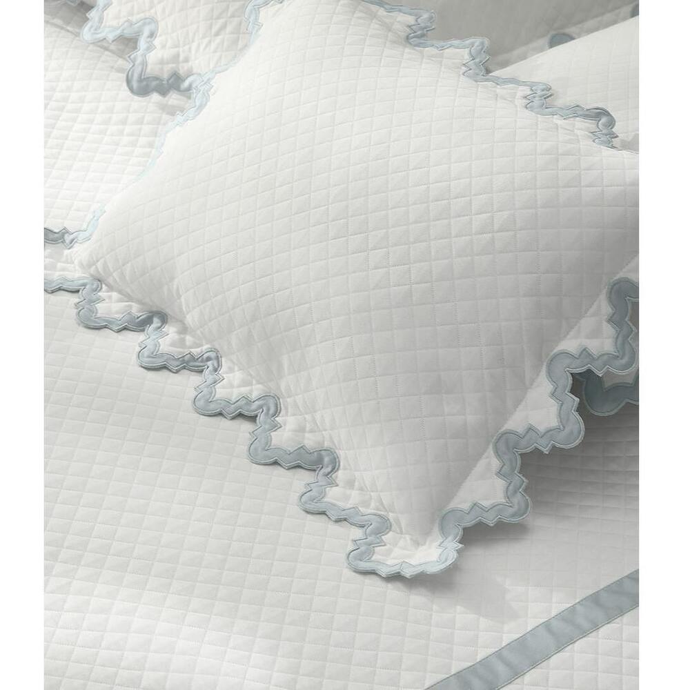 Aziza Matelasse Sham Champagne Standard 3