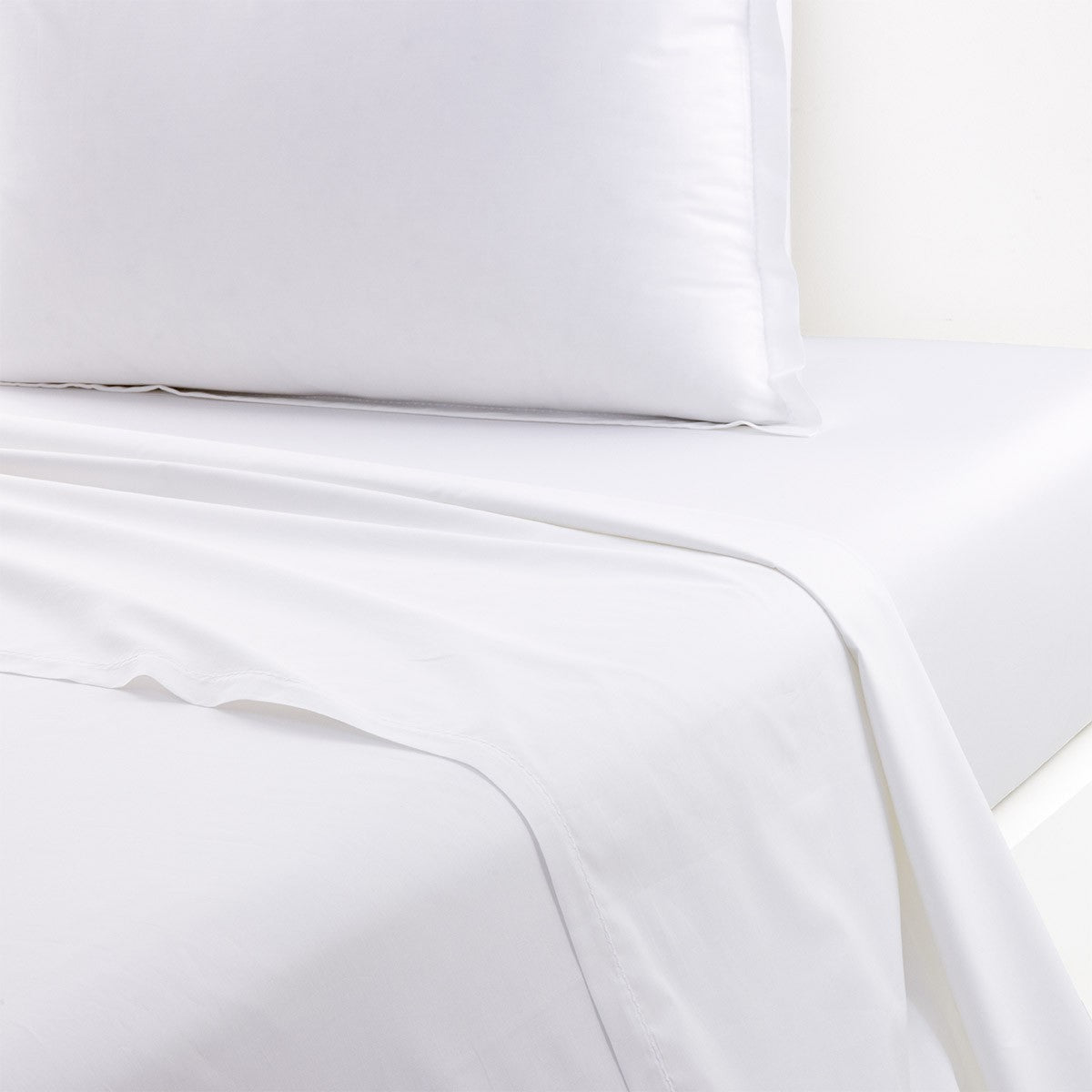 Batiste Bed Collections by Yves Delorme