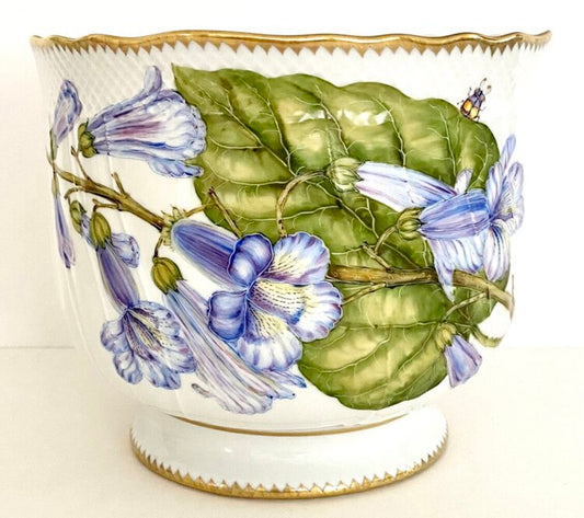 BB13 - Blue Flower Cachepot by Anna Weatherley