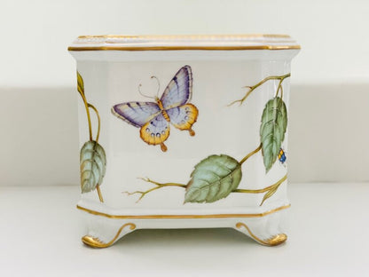 BH122 - Cachepot/Planter by Anna Weatherley 3